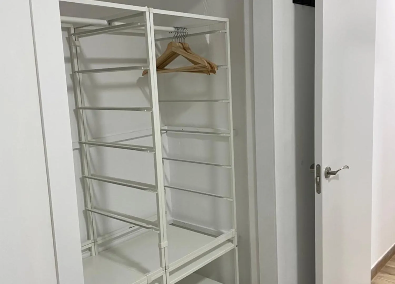 Apartamentos Tarradellas Sants Estacio 0*, Barcelona Spain