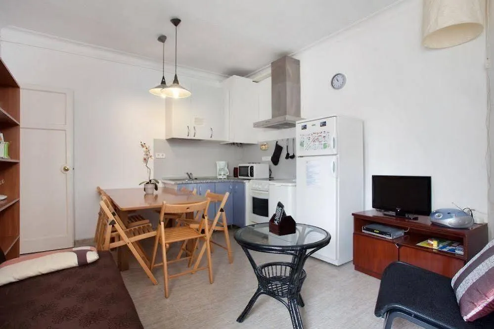 Apartamentos Tarradellas Sants Estacio Apartment Barcelona